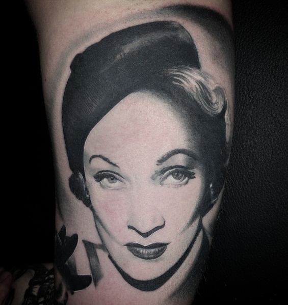 Portrait tatouage marlene dietrich 