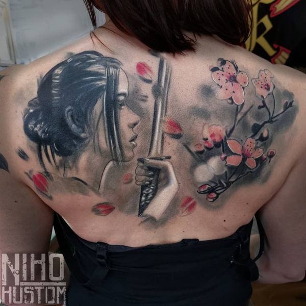 tatouage femme samourai asiatique