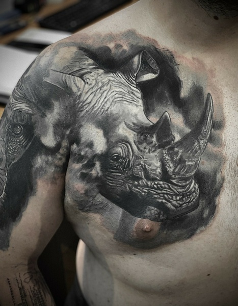 tatouage rhino